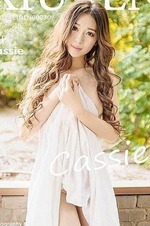 美模Cassie第230期迷你丁字裤女全透明勒阴让人欲罢不能,欲说还羞的痒....