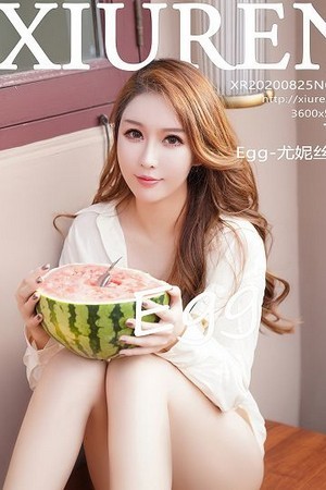 名模尤妮丝第2482期超薄紧身裤显凹凸要流鼻血了宛如出水芙蓉般美丽